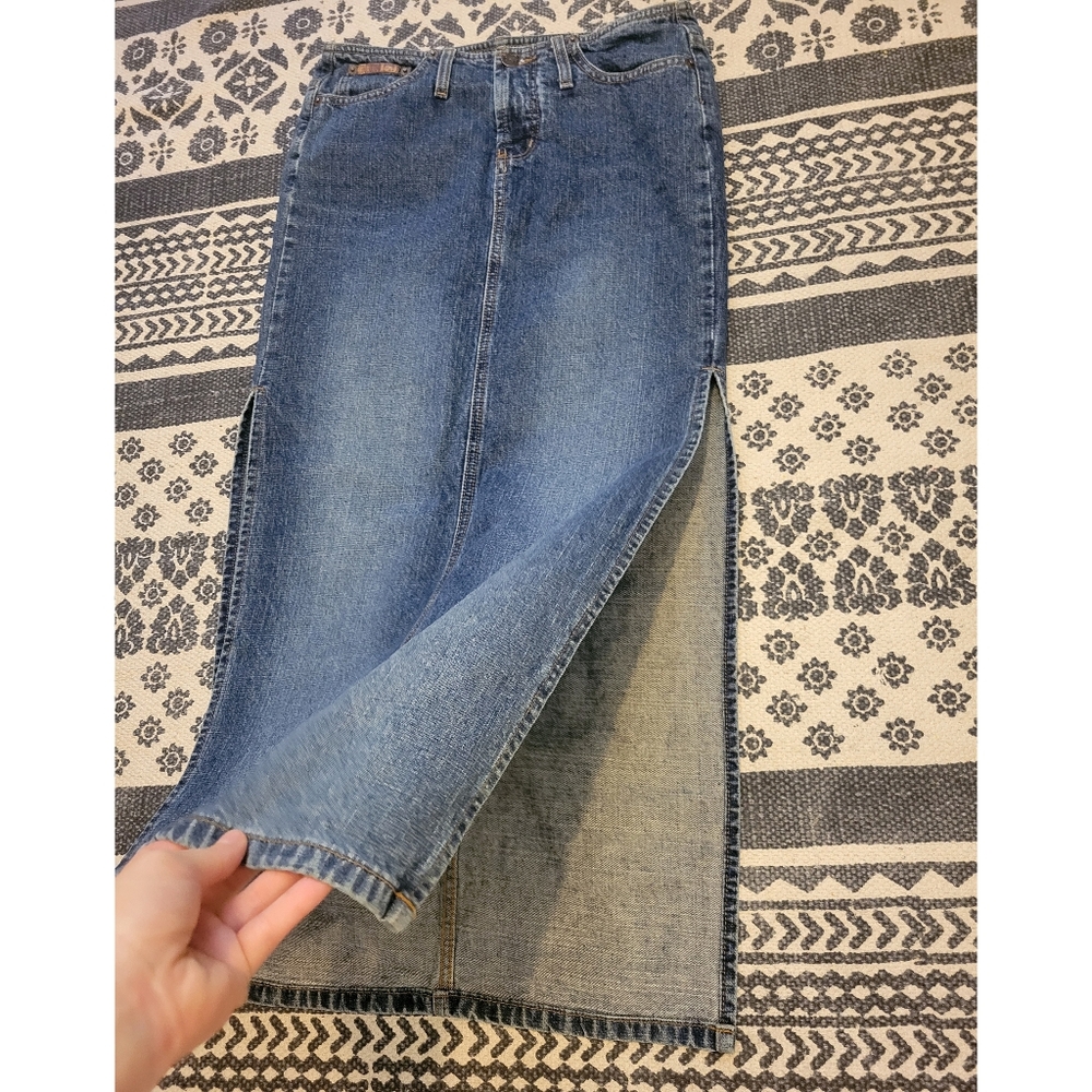 VNT womens denim skirt high slits size 3 medium wash